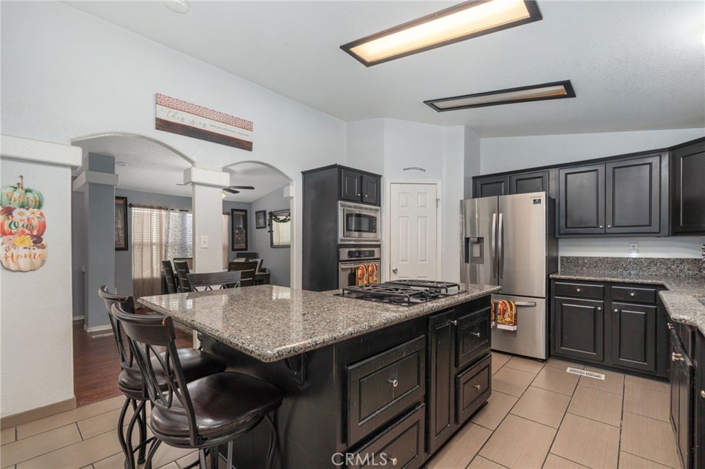 16860 Slover
