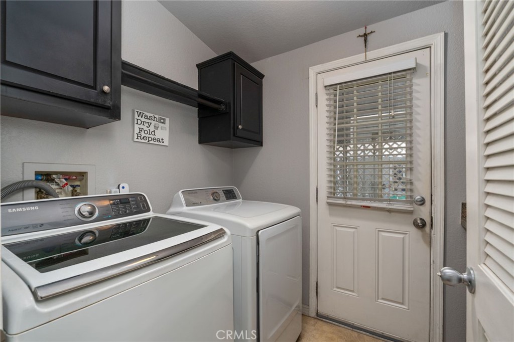 16860 Slover