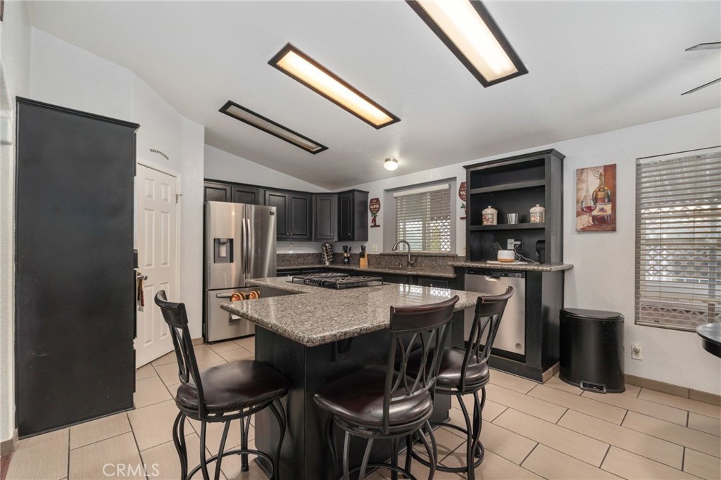 16860 Slover
