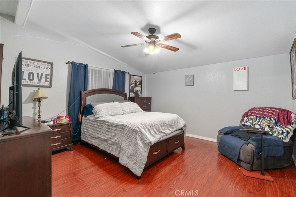 16860 Slover