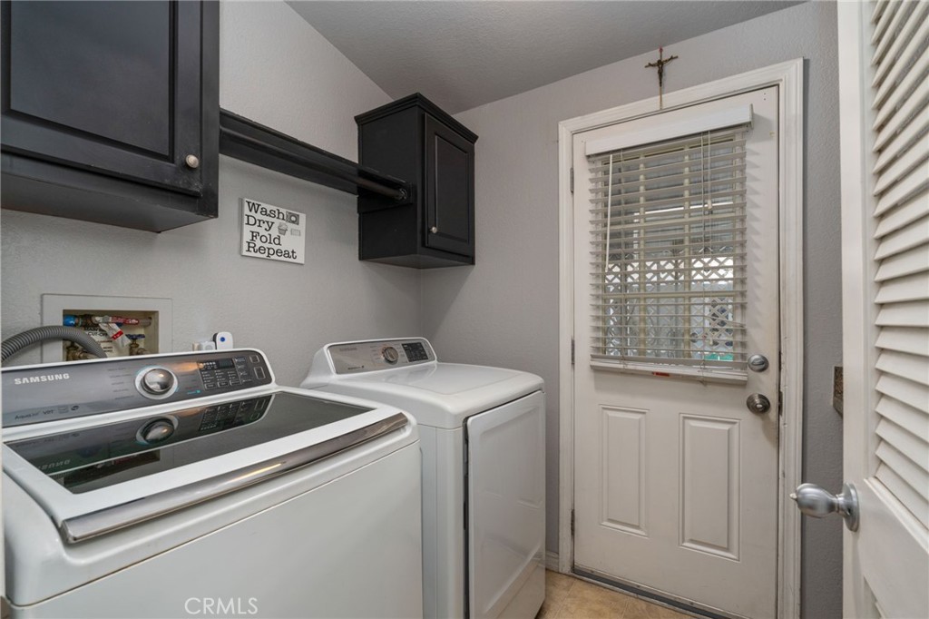 16860 Slover