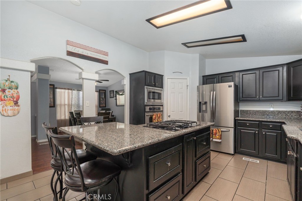 16860 Slover
