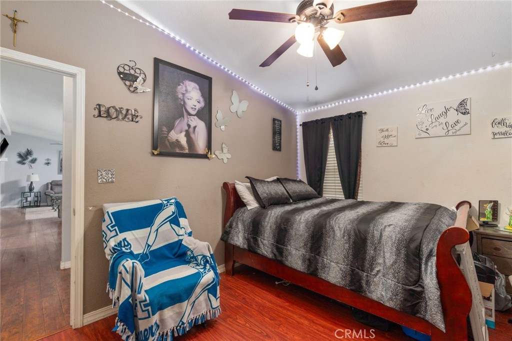 16860 Slover