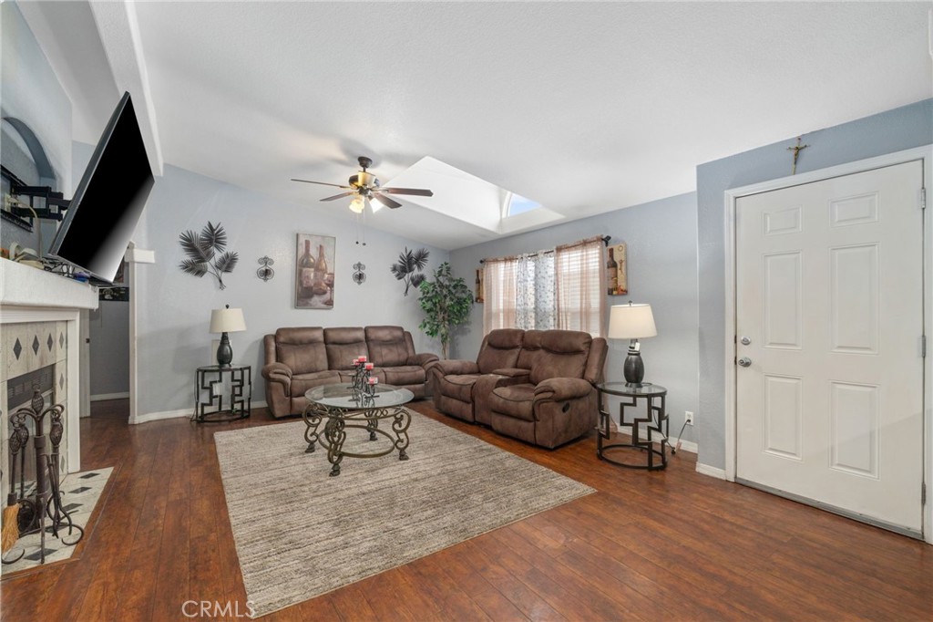 16860 Slover