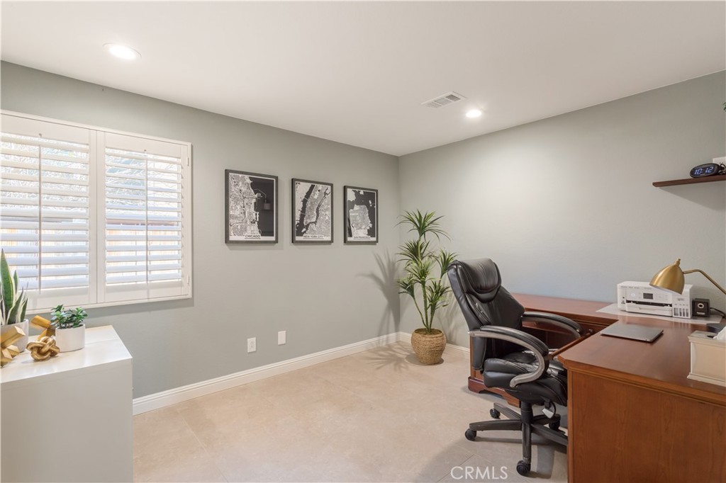 40512 Corte De Opalo