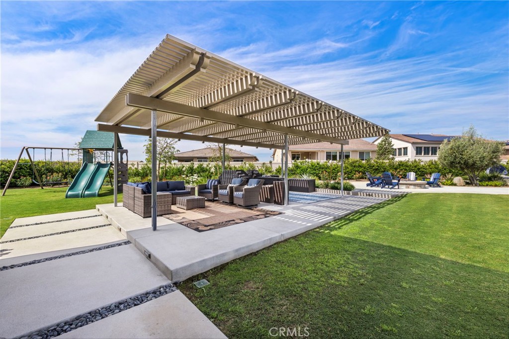 39707 Larkspur