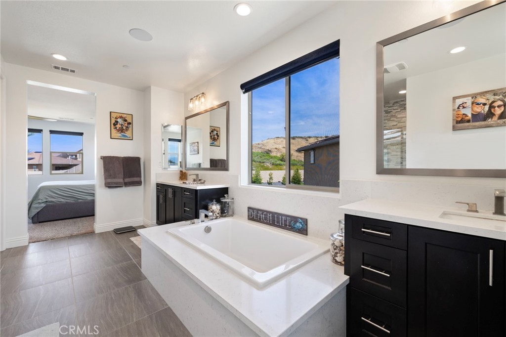 39707 Larkspur