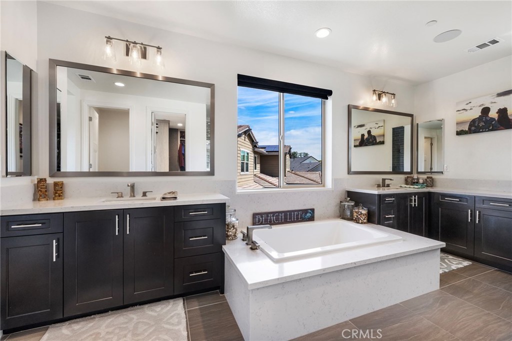 39707 Larkspur