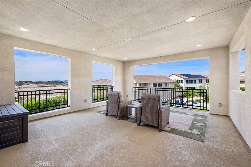 39707 Larkspur