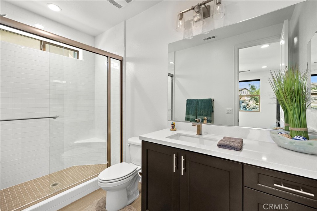 39707 Larkspur