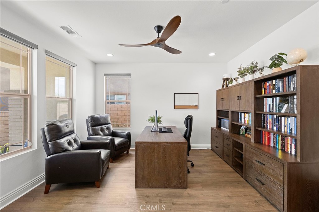 39707 Larkspur