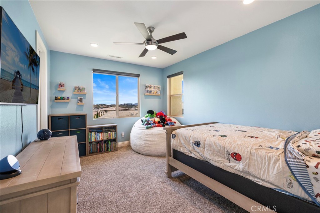 39707 Larkspur