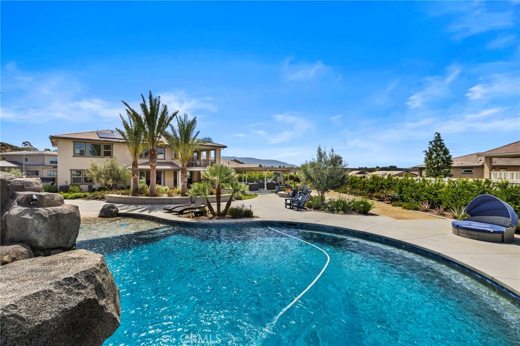 39707 Larkspur