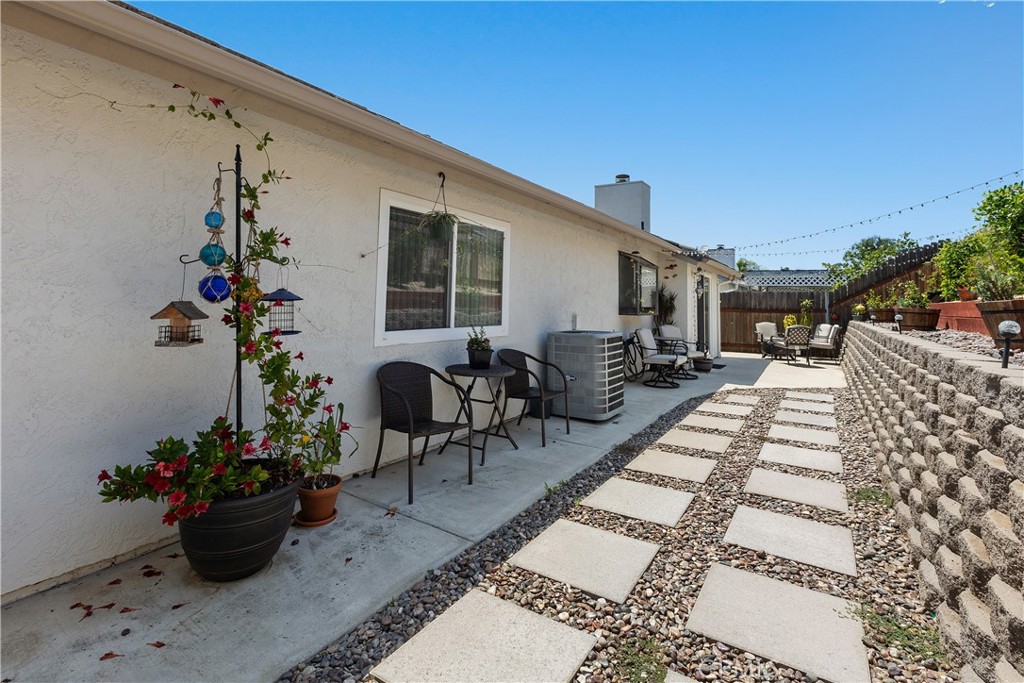5612 Old Ranch