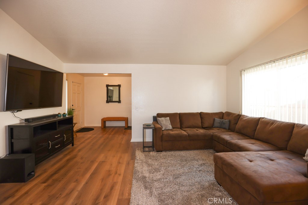 5612 Old Ranch