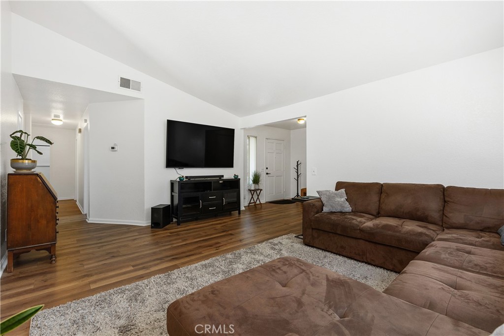 5612 Old Ranch