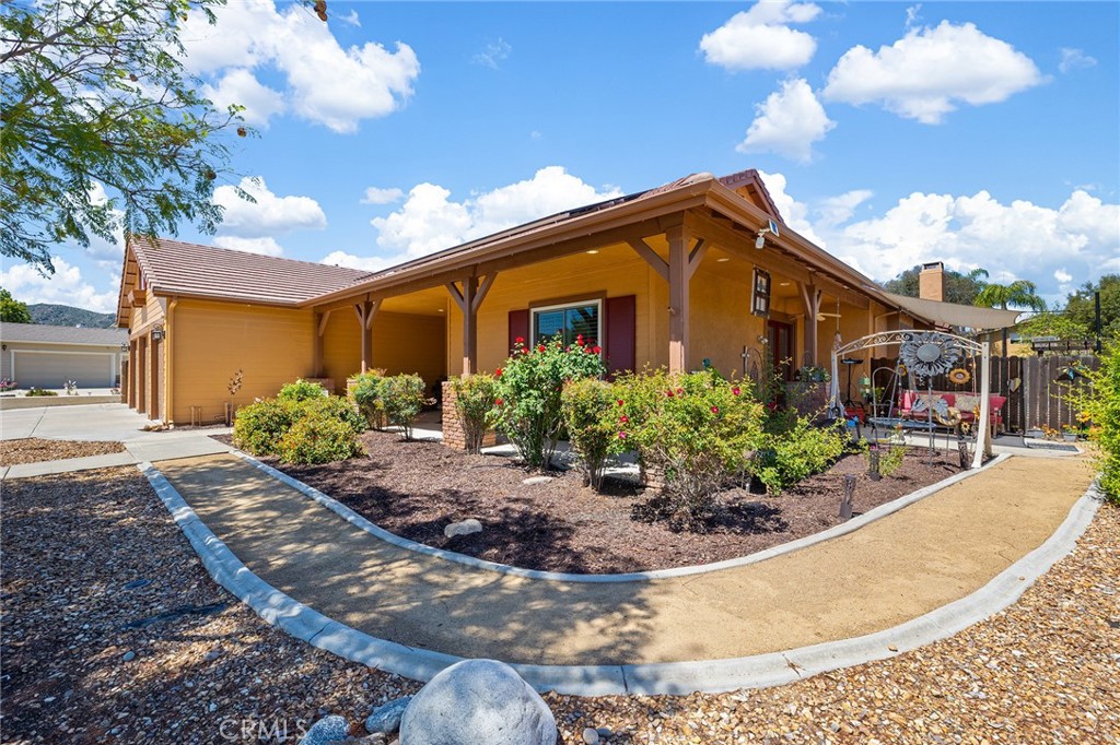 42260 Chisolm Trail