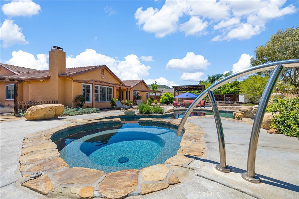 42260 Chisolm Trail