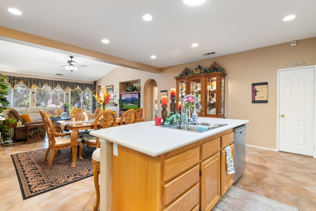 26101 Shady Brook