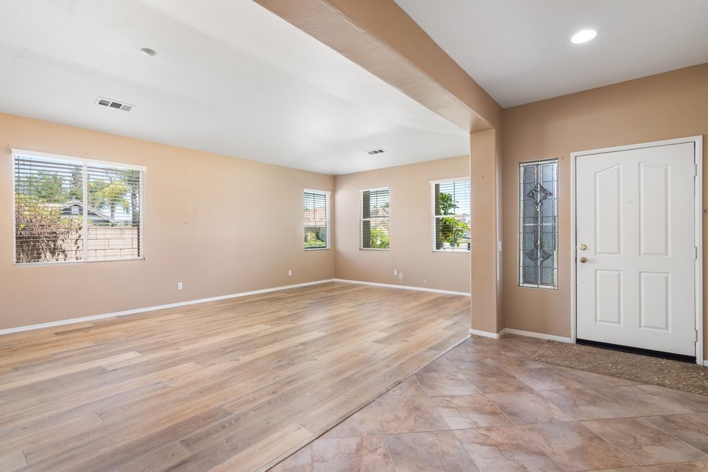 26101 Shady Brook