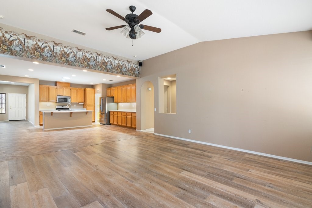 26101 Shady Brook