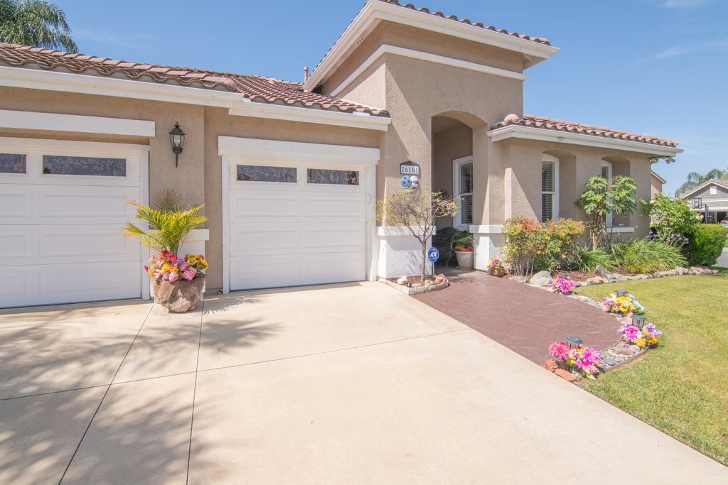 26101 Shady Brook