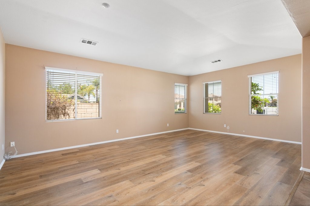 26101 Shady Brook