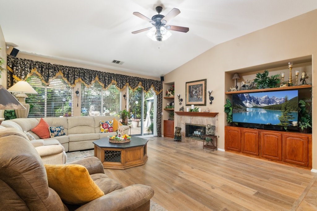 26101 Shady Brook