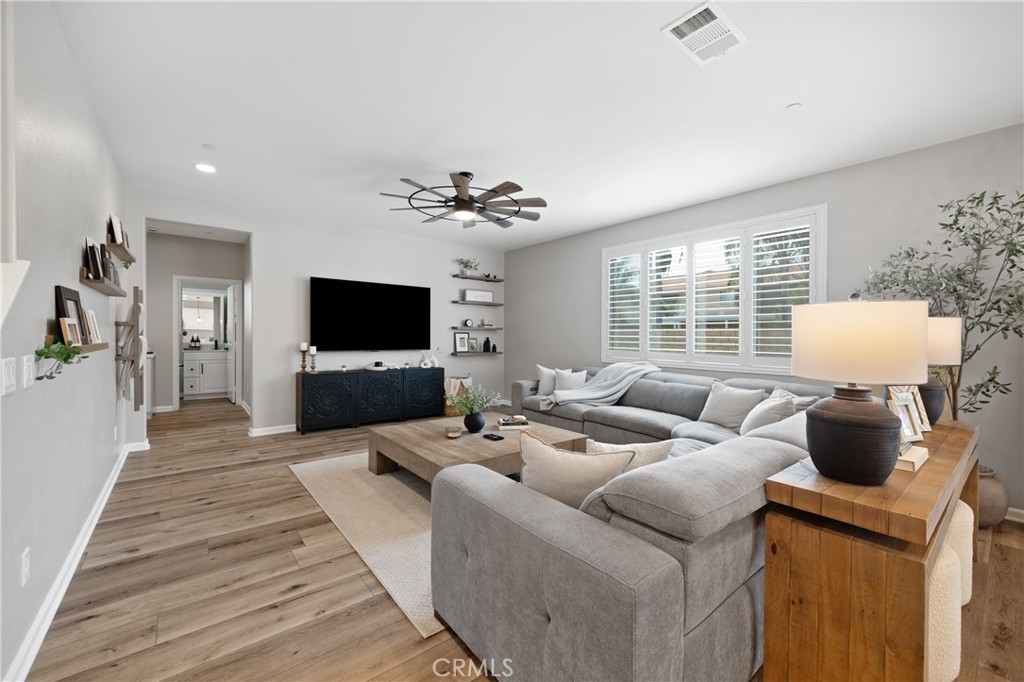 36219 Sunset Ridge Court