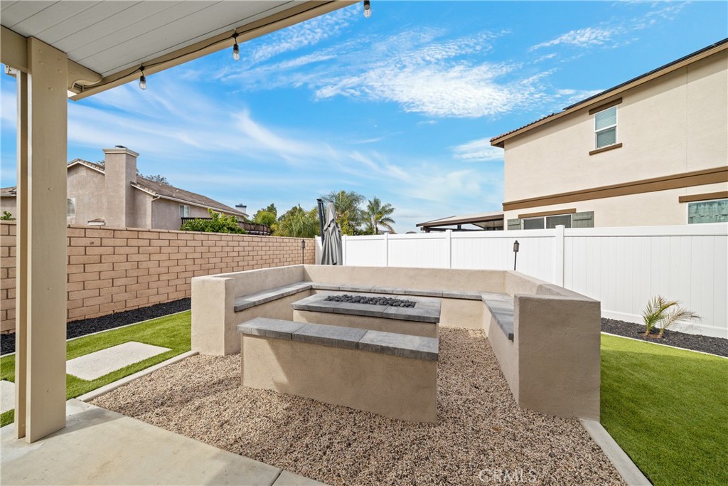 36219 Sunset Ridge Court