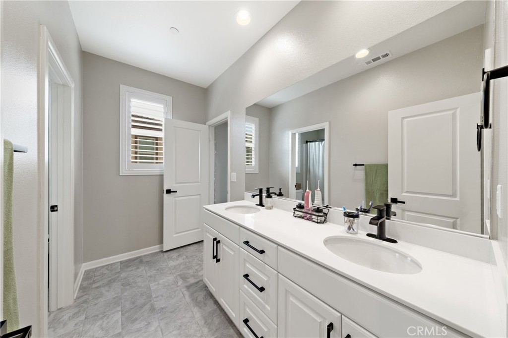 36219 Sunset Ridge Court