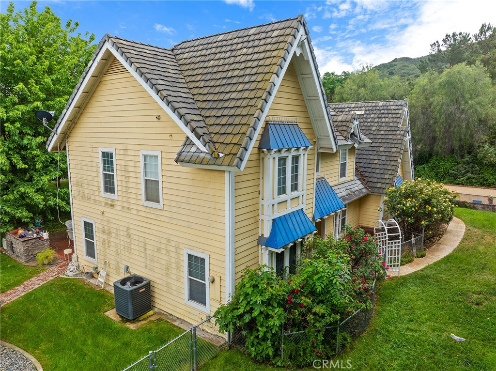 32162 Leslie St.