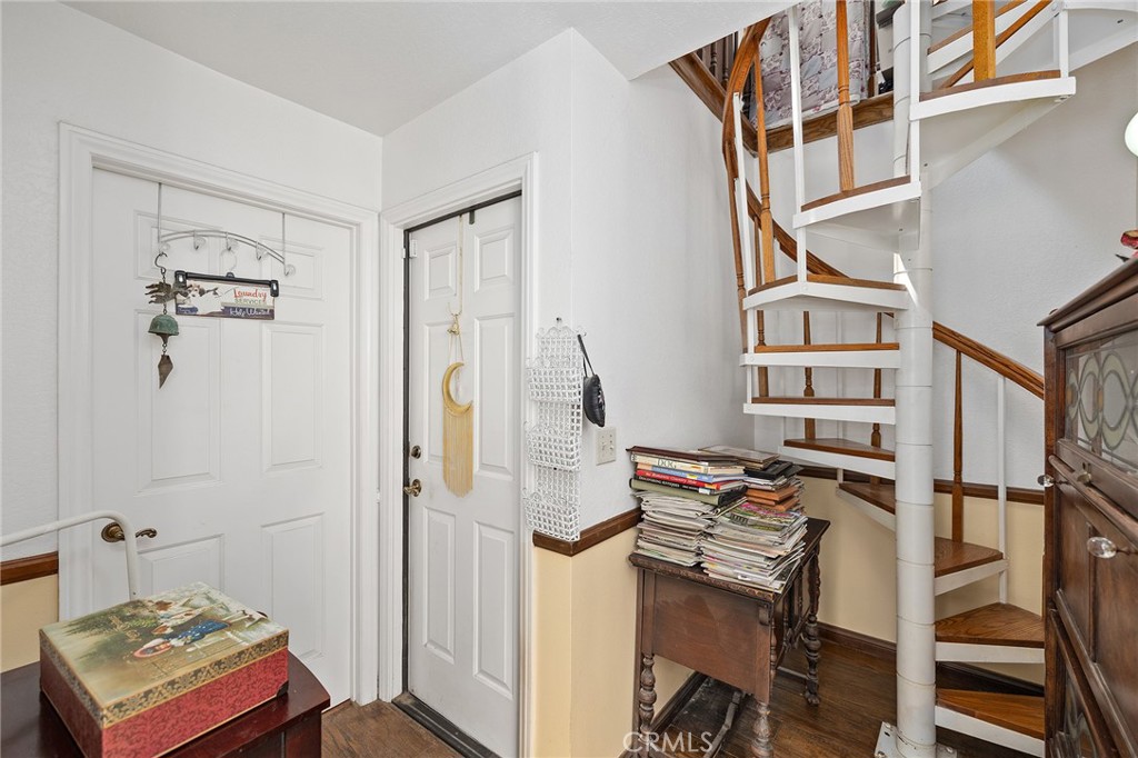 32162 Leslie St.