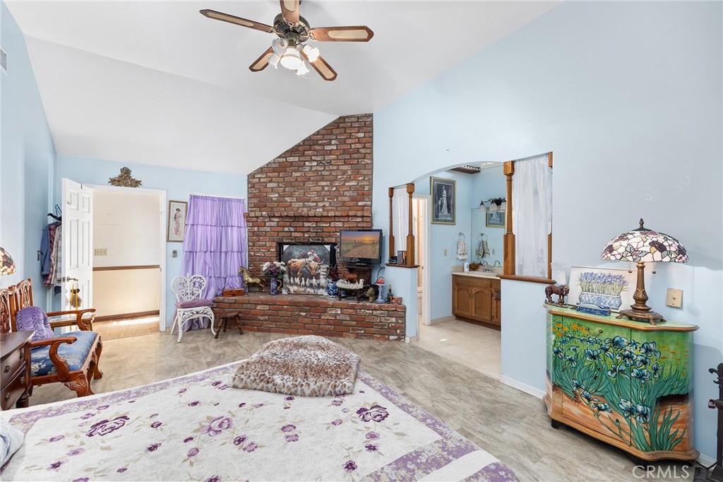 32162 Leslie St.