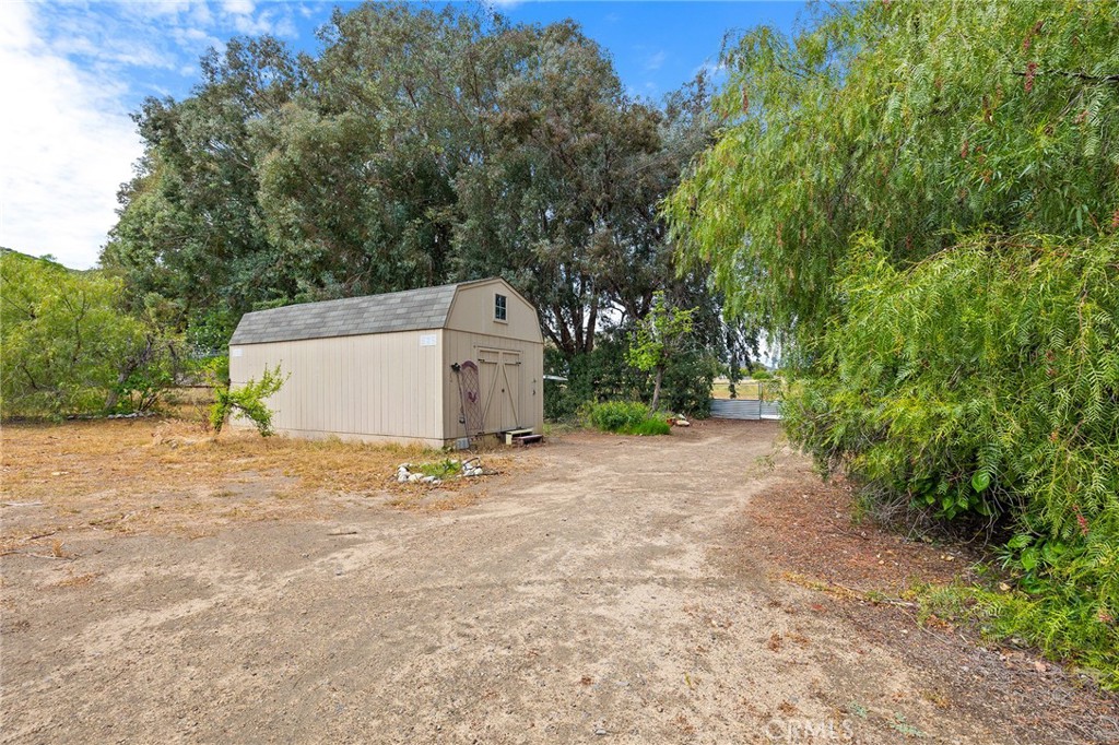 32162 Leslie St.