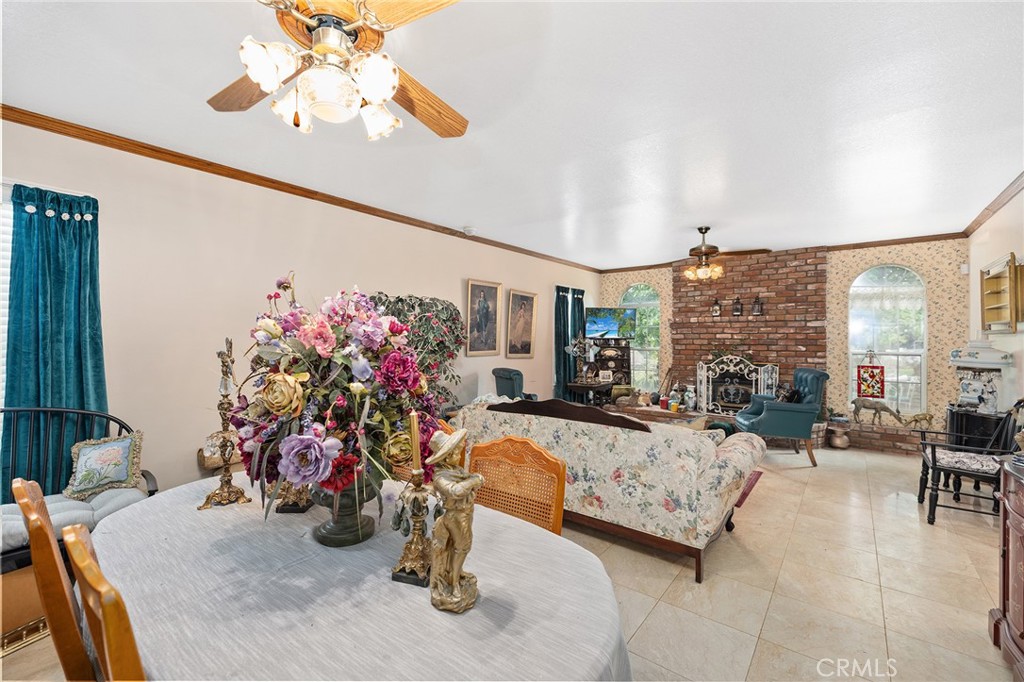 32162 Leslie St.