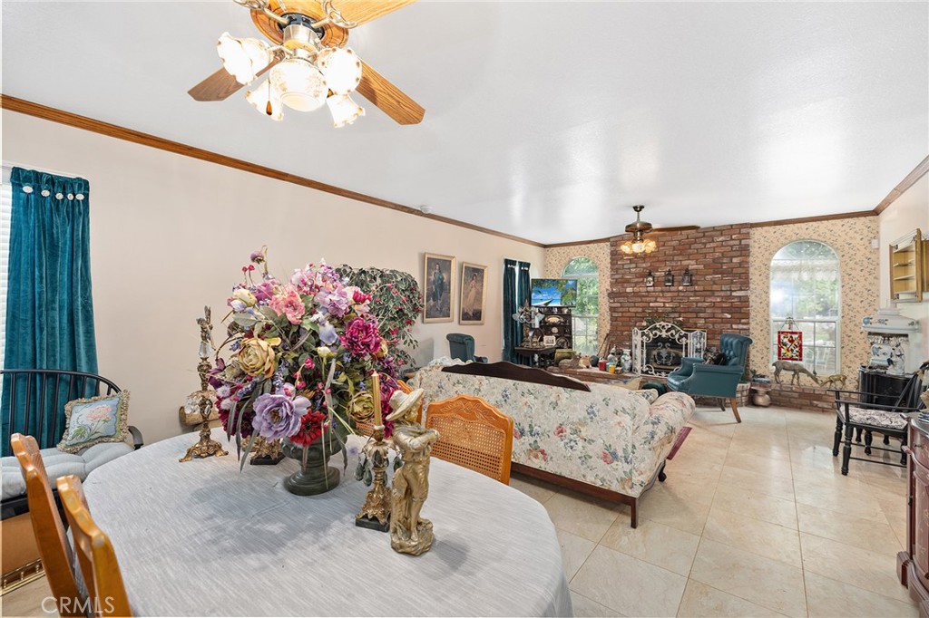 32162 Leslie St.