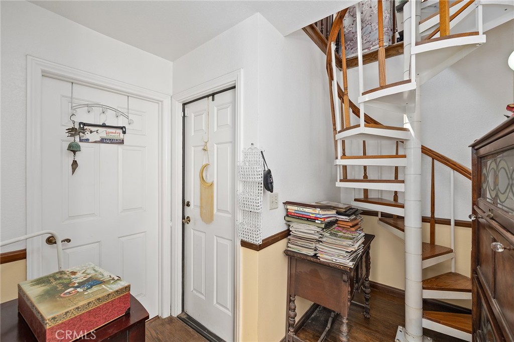 32162 Leslie St.