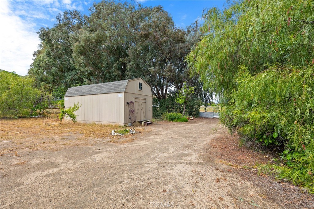 32162 Leslie St.