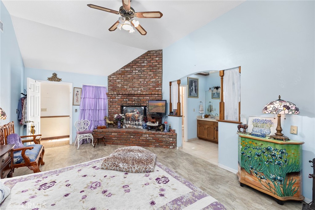 32162 Leslie St.