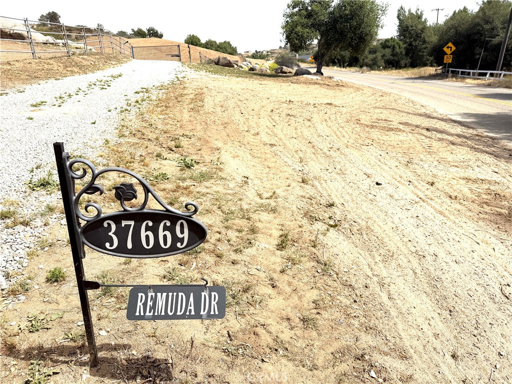 37669 Remuda