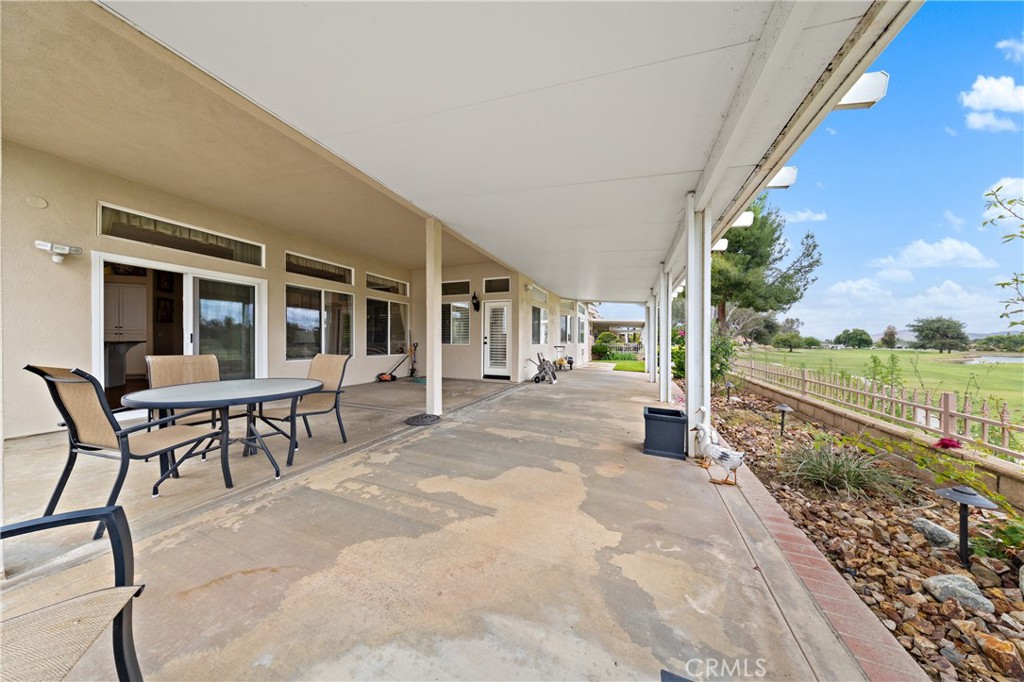 1932 Pecan Tree Street