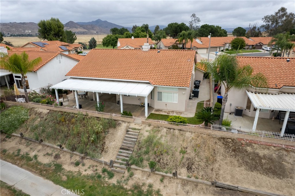 1932 Pecan Tree Street