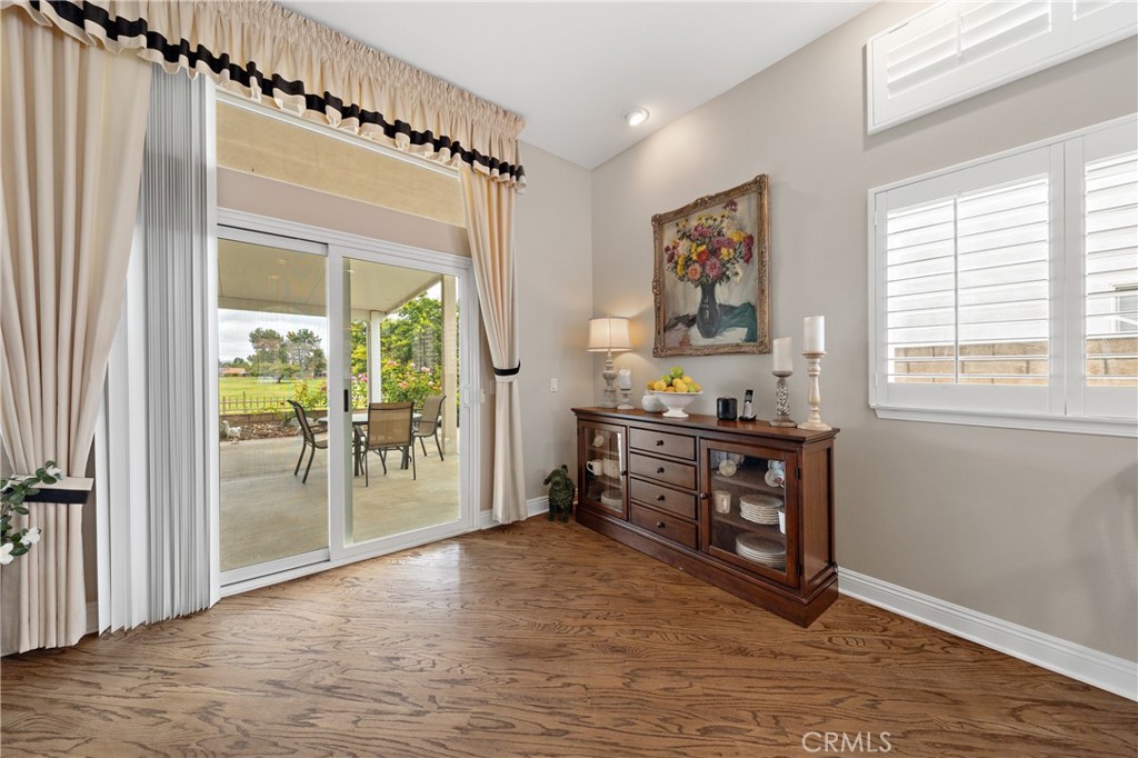 1932 Pecan Tree Street