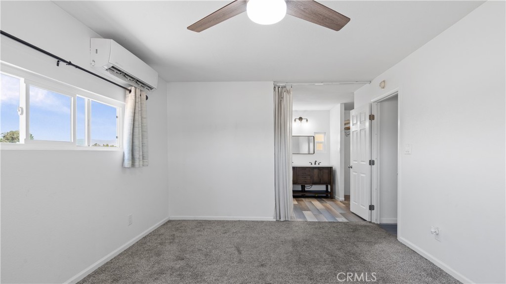 28736 Warren