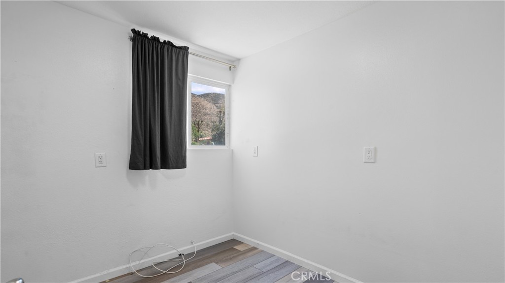 28736 Warren