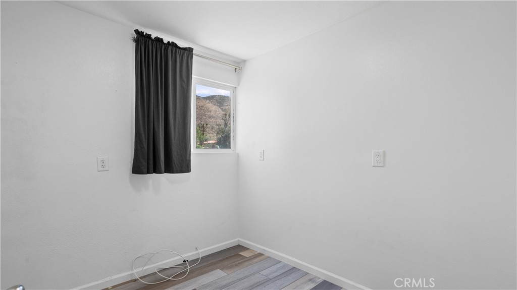 28736 Warren