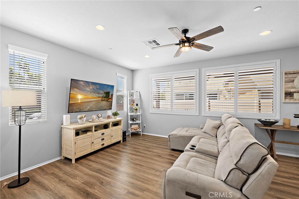 41461 Winterberry
