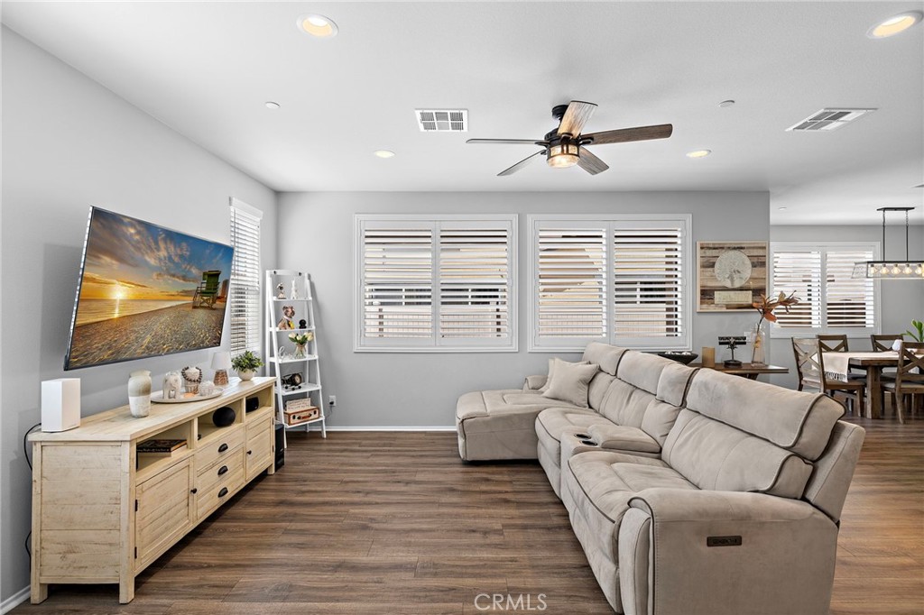 41461 Winterberry