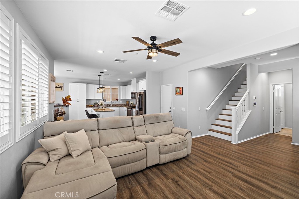 41461 Winterberry